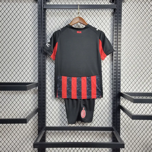 Kit Bambino/Ragazzo Milan Prima 25/26