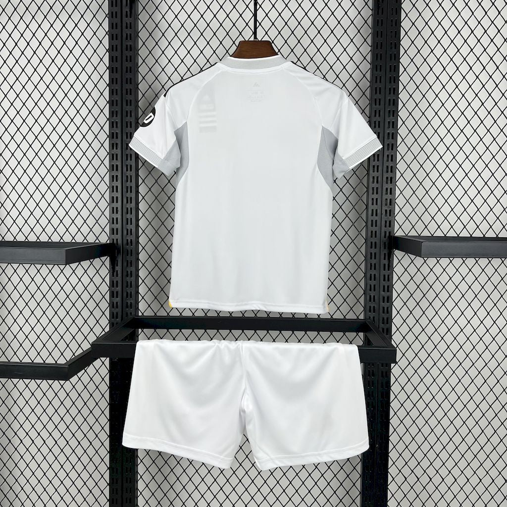 Kit Bambino/Ragazzo Real Madrid Prima 25/26