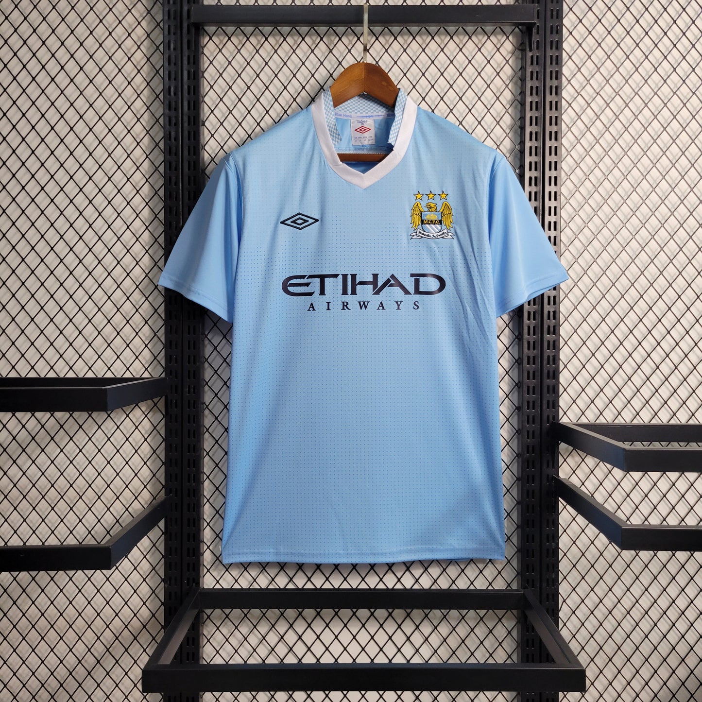 Retro Manchester City Home 11/12