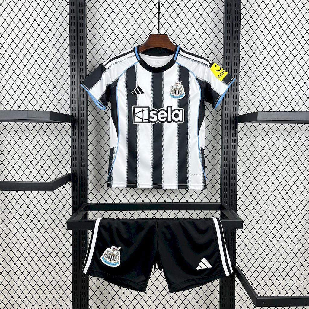 Kit Bambino/Ragazzo Newcastle Prima 25/26