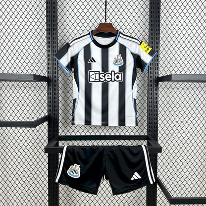 Kit Bambino/Ragazzo Newcastle Prima 25/26