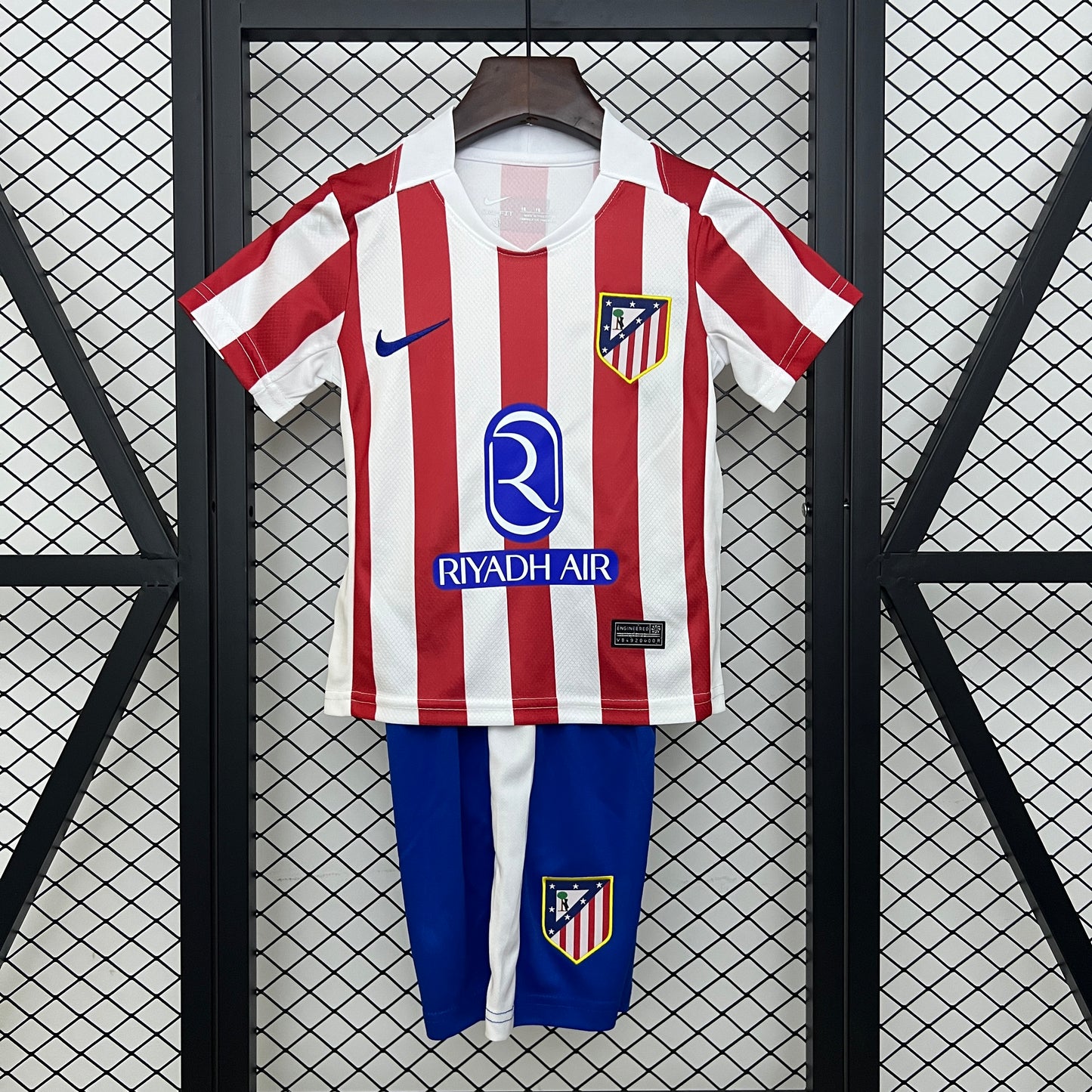 Kit Bambino/Ragazzo Atletico Madrid Prima 25/26