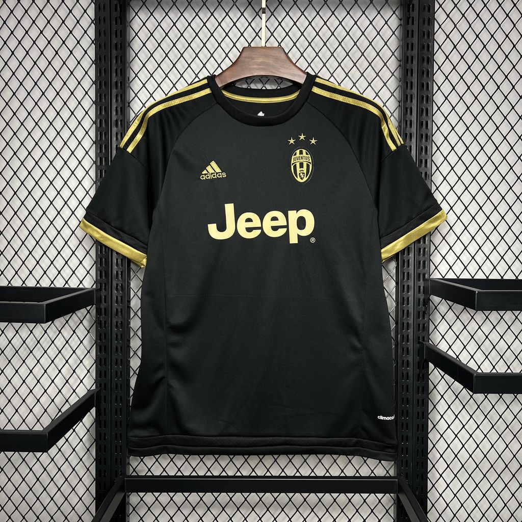 Juventus Third 15/16