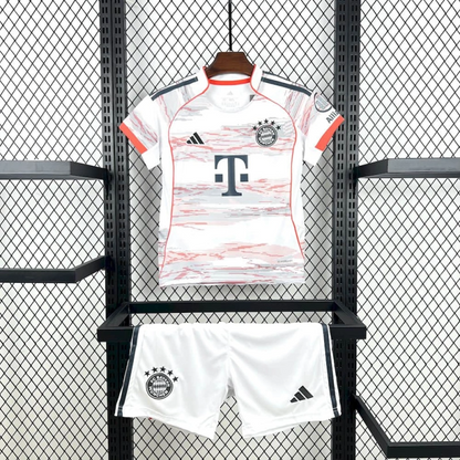 Kit Bambino/Ragazzo Bayern Munich Seconda 25/26