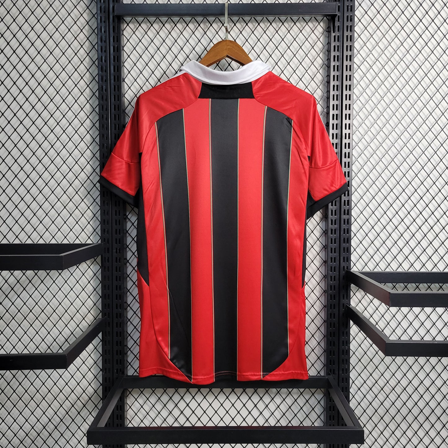 Milan Retro Home 12/13
