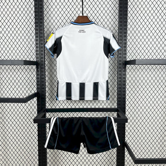 Kit Bambino/Ragazzo Newcastle Prima 25/26
