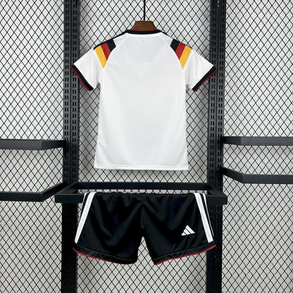 Kit Bambino/Ragazzo Germania Prima 2026