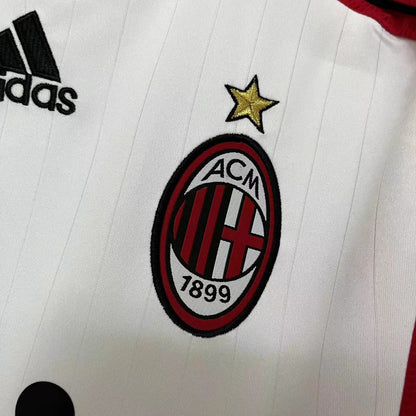 Milan Retro Away Final 06/07